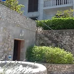 Apartmenthaus Punta **** Splitska