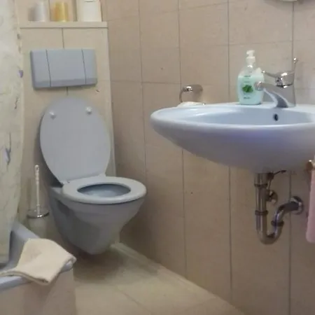 شقة Apartmenthaus Punta **** *